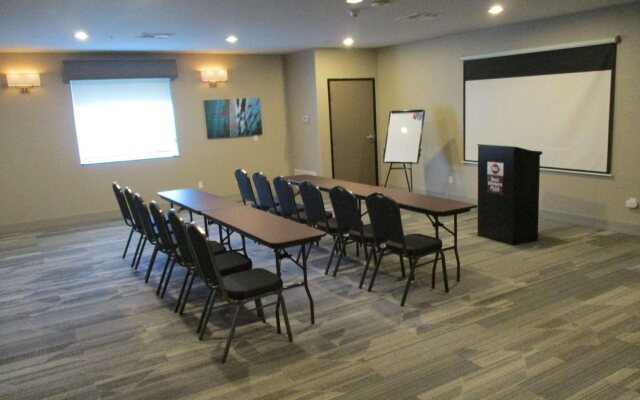 Best Western Plus Killeen/Fort Cavazos Hotel & Suites