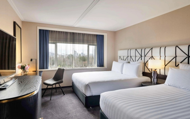 Pullman Auckland Hotel & Apartments