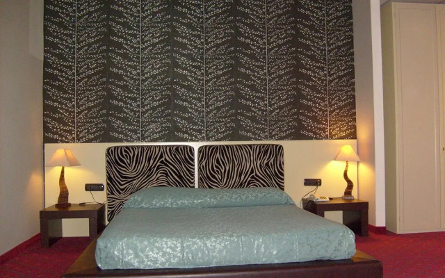 Hotel - Motel Flower