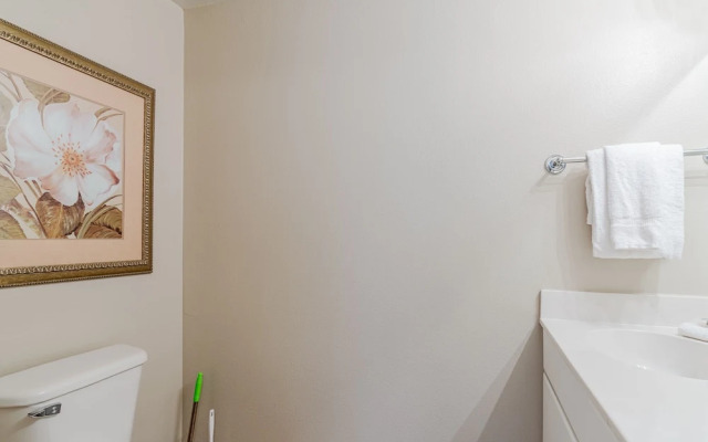 Sunset Shores Oceanfront Condo Bliss