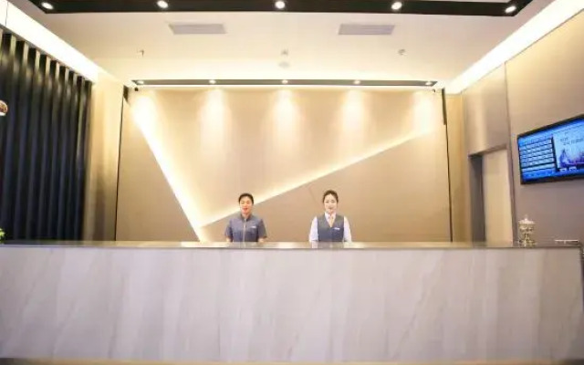 Homeinn Selected Hotel (Shenyang Olympic Center Subway Station Da Aolai)