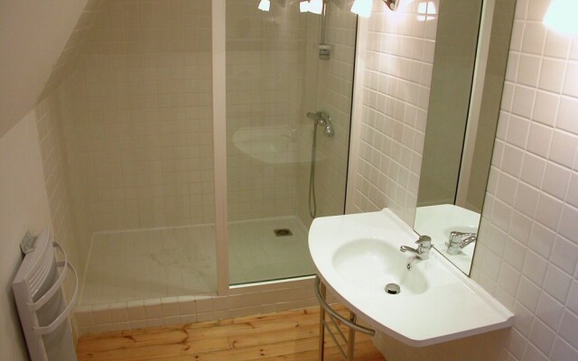 Luxurious Villa in Locquirec With Terrace