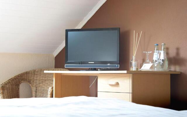 Hotel am Flugplatz B&B