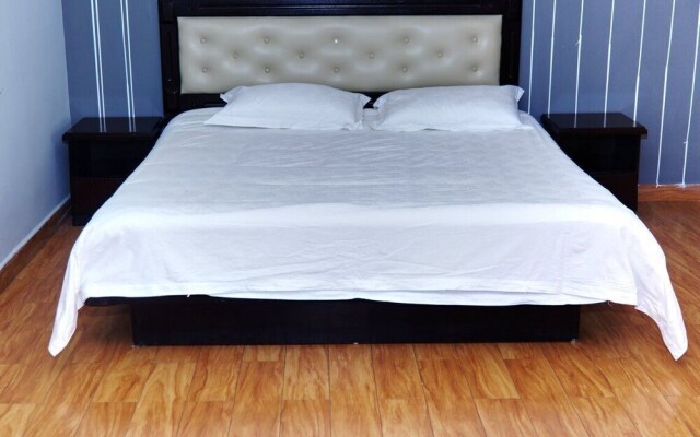 Right Guest House