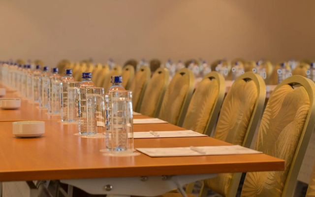Sarova Woodlands Hotel