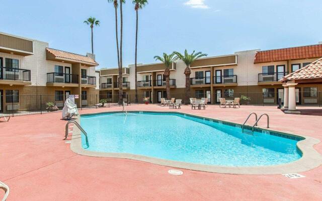Studio 6 Mesa, AZ – Near Downtown & Sloan Park