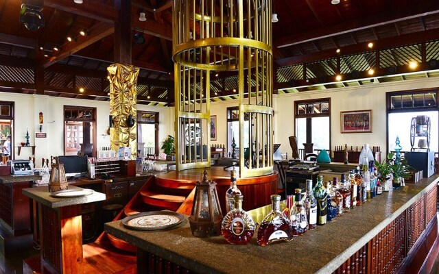 Yalong Bay Earthly Paradise Birds Nest Resort （Mountain Villas)