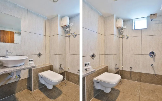 Oyo 24444 Hotel Rudrax