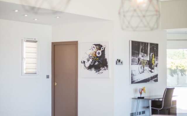 La Corniche d'Argent VI4136