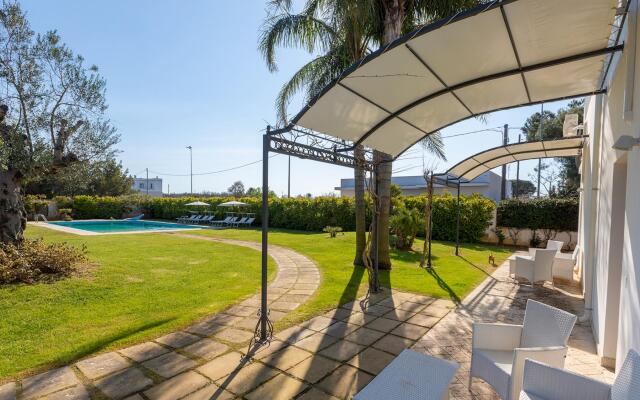 Villa D'Aquino 8+2 in Casarano