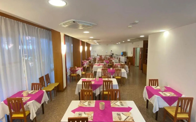 Hotel Modenese