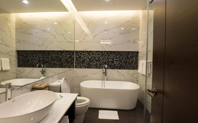 Lenox Hotel