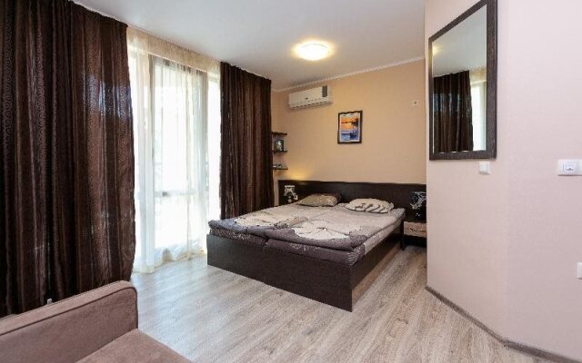 Villa Brigantina 2