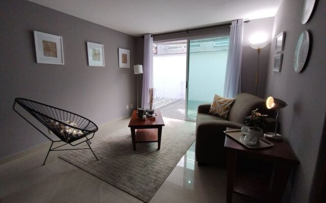 Residence L'heritage Aristóteles 140 by Bluebay