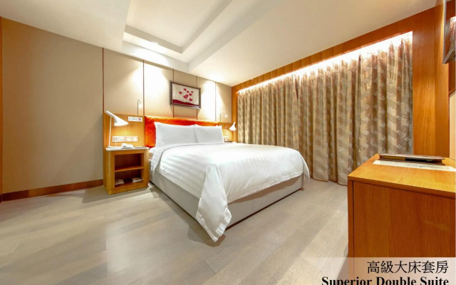 Royal Dragon Hotel
