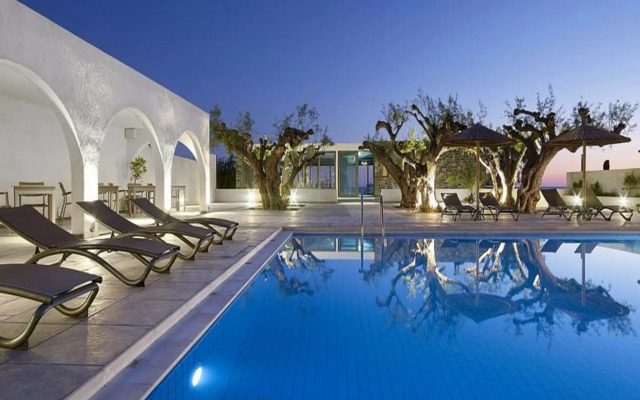 Coriva Beach Hotel & Bungalows