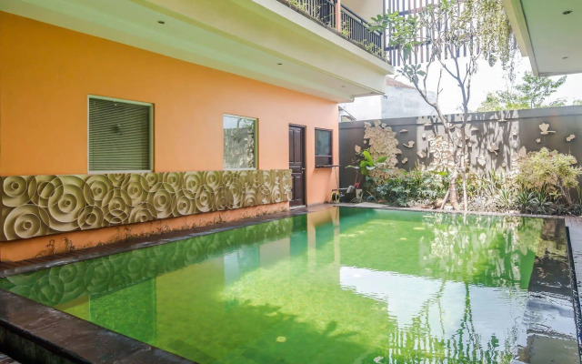 ZEN Rooms Legian Sri Laksmi