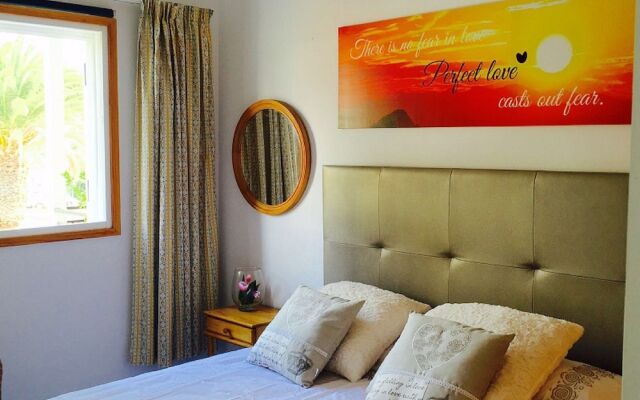 Los Cristianos beach apartment