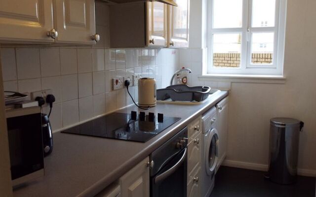 Edinburgh Palace Apartment