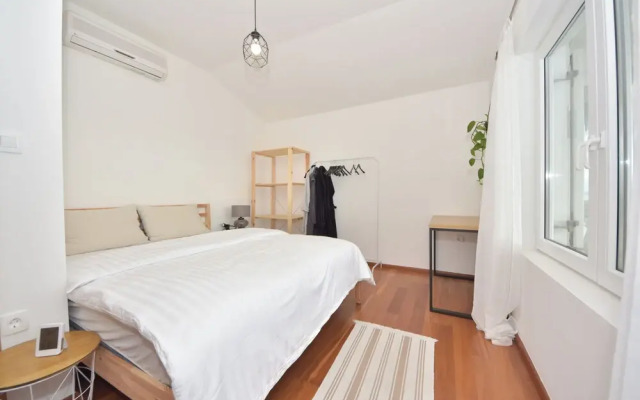 Villa Seafront Escape