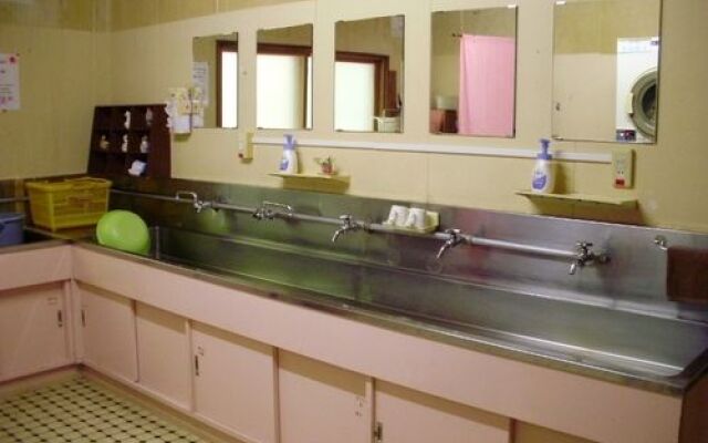 Shiretoko Iwaobetsu Youth Hostel