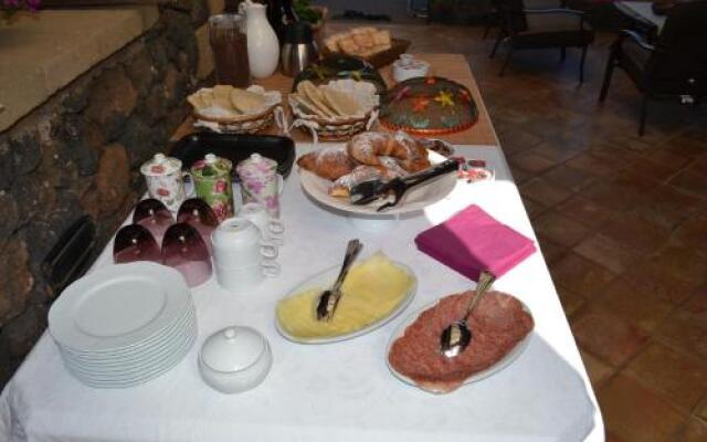 Ilha Preta Bed & Breakfast