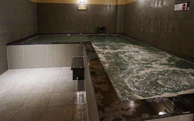 Hotel & Spa TOPOS Sendai Station - Caters to Men