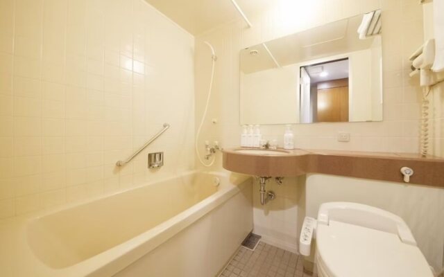 Shinmatsudo Station Hotel