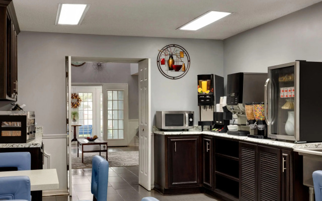 Baymont by Wyndham Albany at Albany Mall