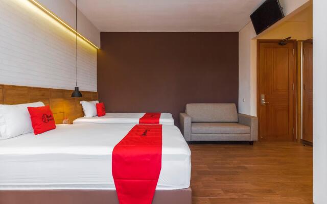 RedDoorz Plus @ CBD Bintaro
