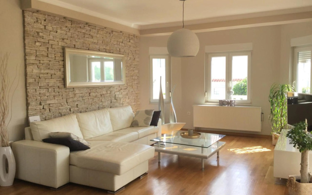 Holiday House Lilija