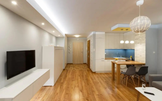 Apartament Jurajska Plaza, prywatne miejsce parkingowe , Targi