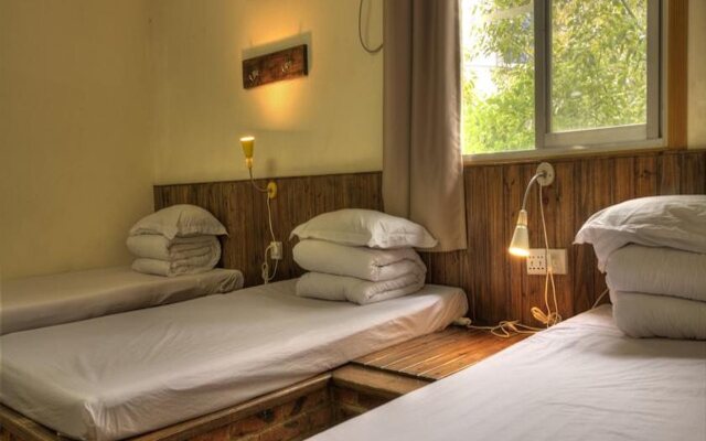 Wada Hostel