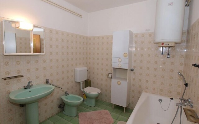 Apartments Yellow 721