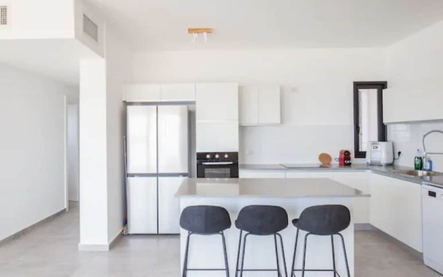 O&O Group-Magical 4BR Panoramic Sea View