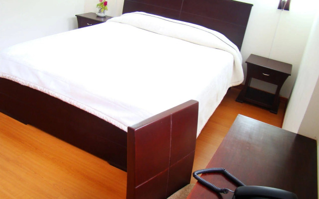Hotel Galeria Real