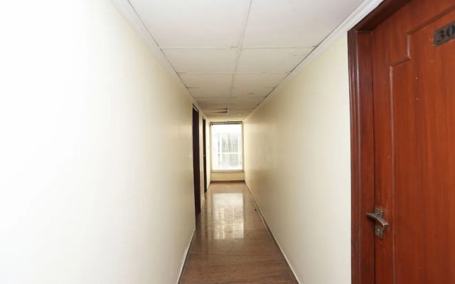 Oyo 23224 Green Park Residency