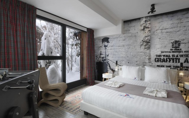 Snow Lodge Hotel Courchevel 1850