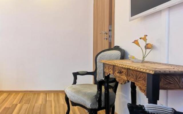 Old Town Apartment