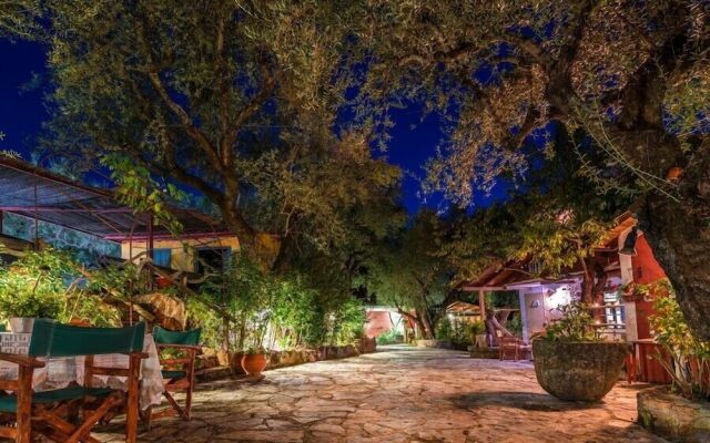 Ilyessa Cottages