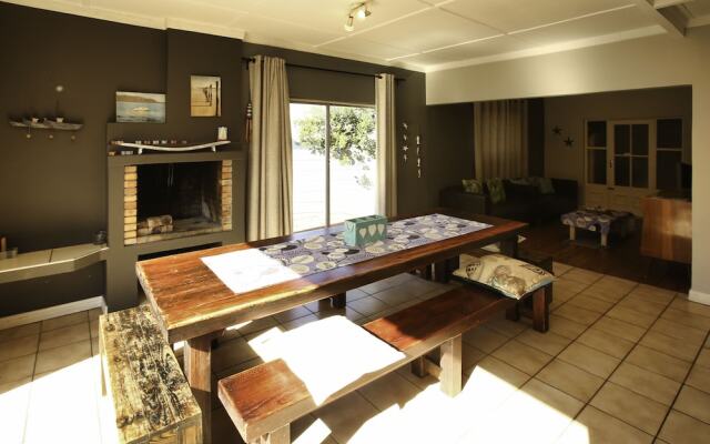 Wightman's Secret Langebaan 8-sleeper