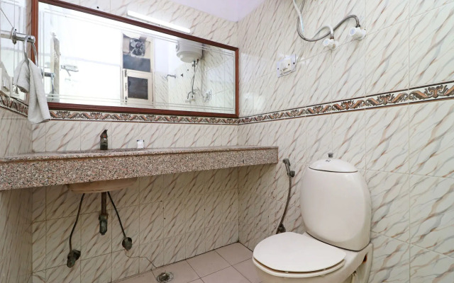 Oyo 708 Hotel Sanjeevni
