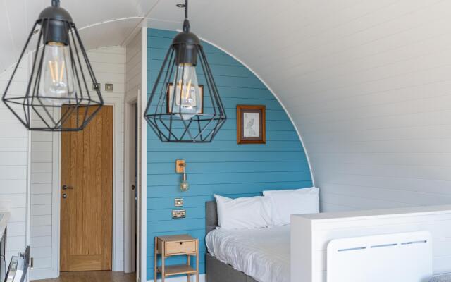 Glamping Pod Two - Holly Tree Barns
