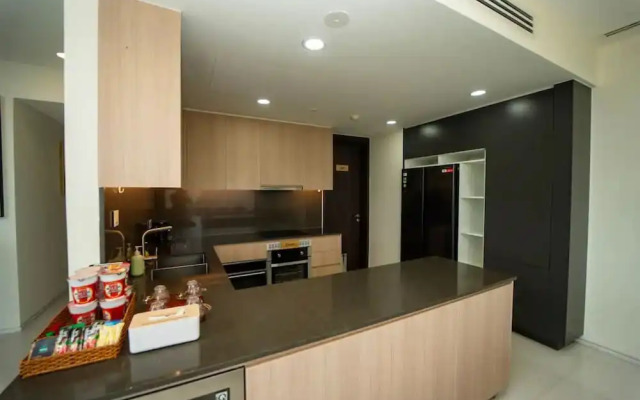 Serenity Sky Suites in Distrist 3