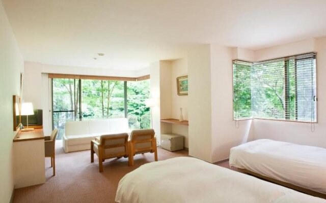 Shiki Resort Gora Saika