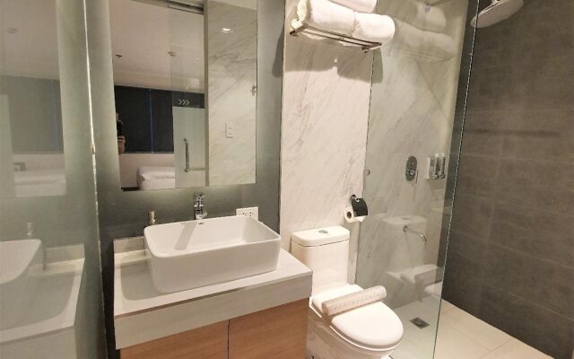 Real Suites