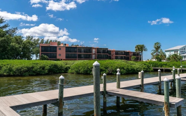 Coquina Moorings 206