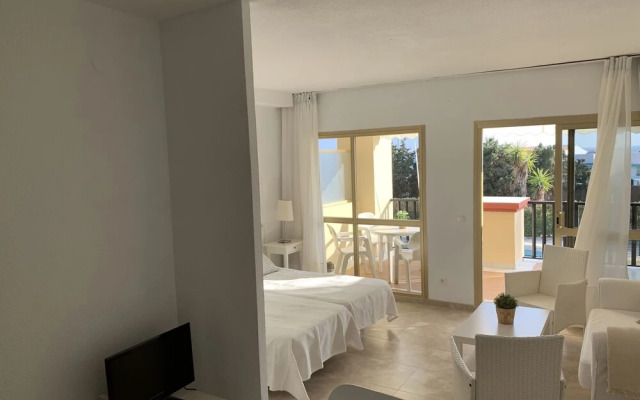 Estudio Primera Linea de Playa 50 mtrs