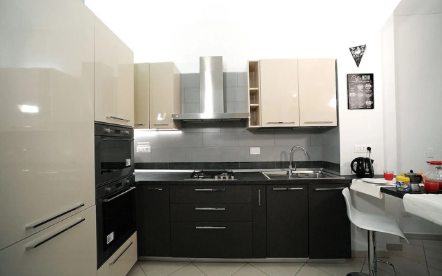 Luminoso appartamento tra i due fiumi