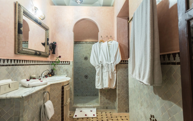 Riad Nasreen